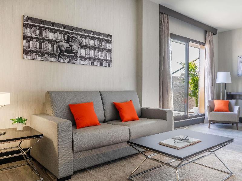 Novotel Madrid Center image