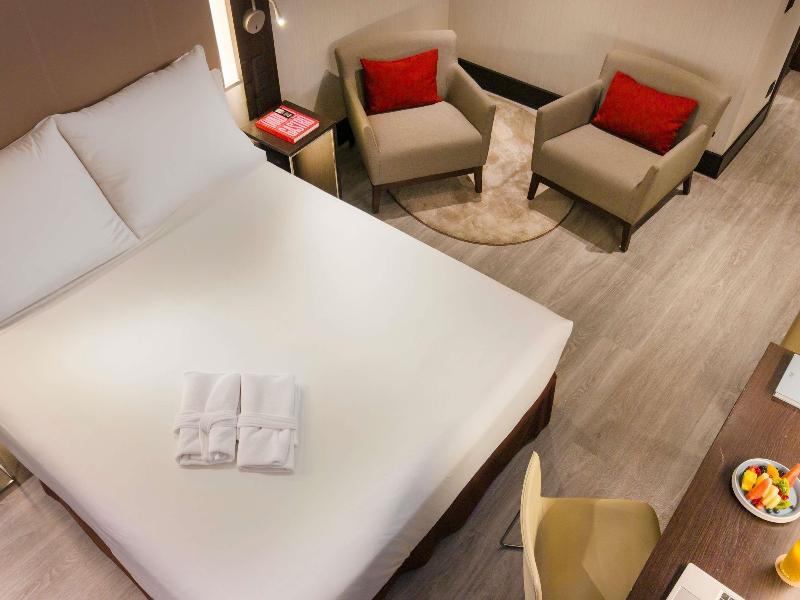 Novotel Madrid Center image