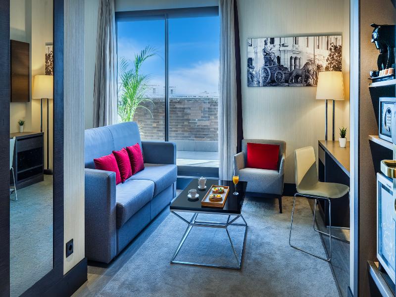Novotel Madrid Center image