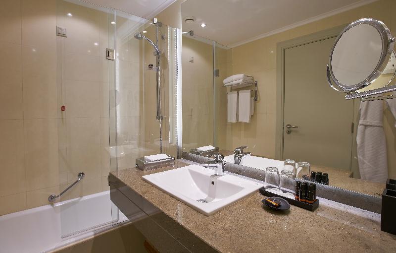 Suite Hotel Eden Mar image