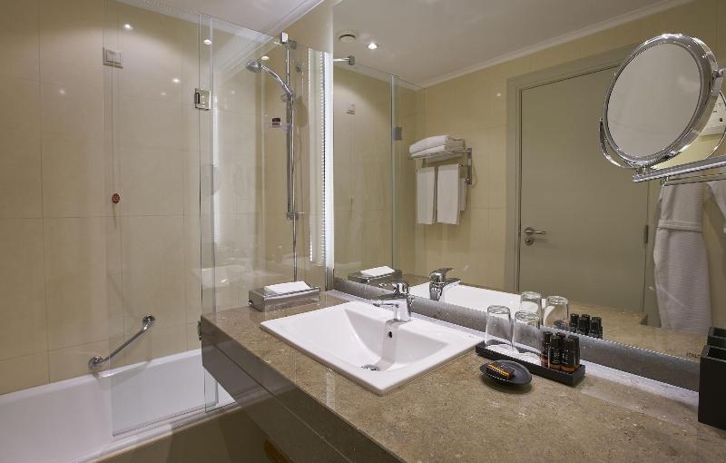 Suite Hotel Eden Mar image