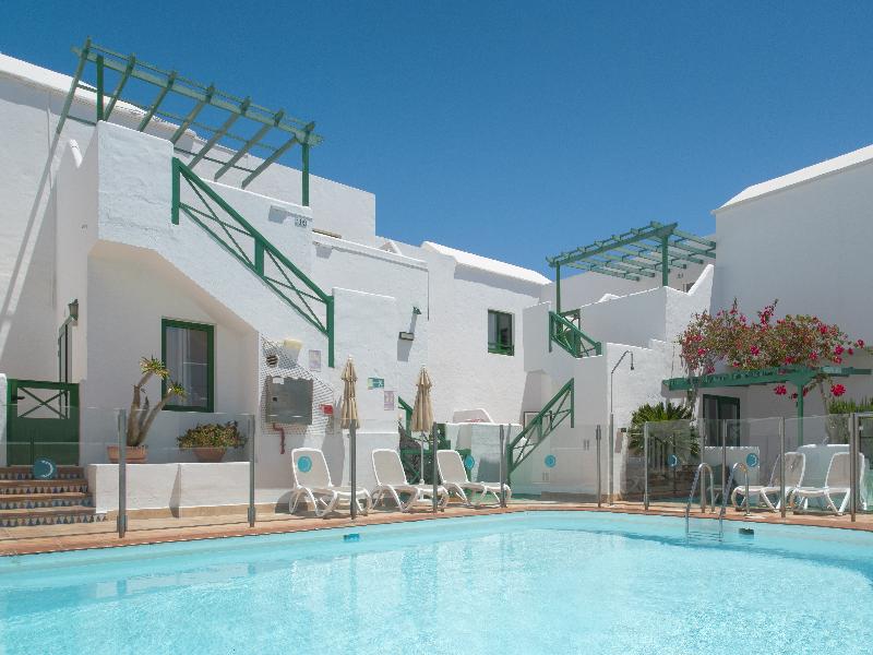 Apartamentos Celeste image