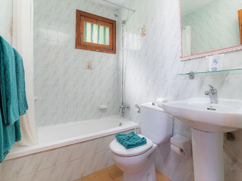 Apartamentos Celeste image