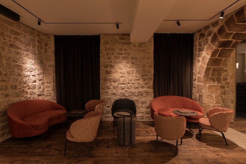 Gran Hotel Barcino 4*S image