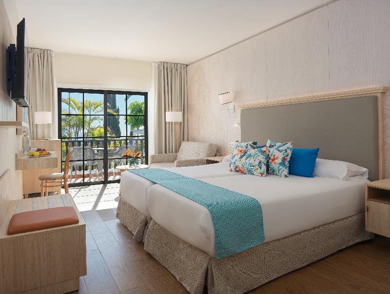 Hotel Jardín Tecina image