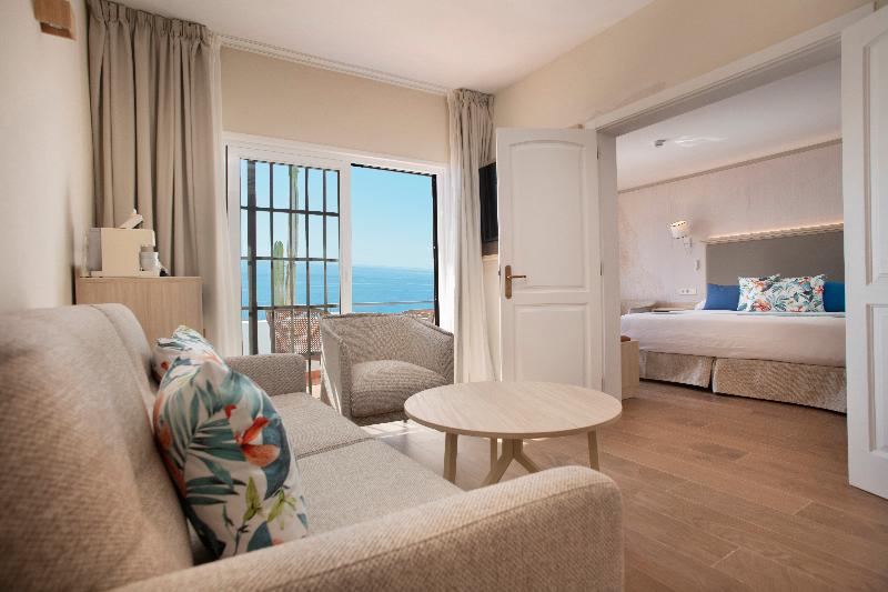 Hotel Jardín Tecina image