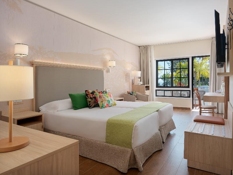 Hotel Jardín Tecina image