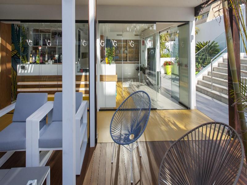 Vanila Garden Hotel image