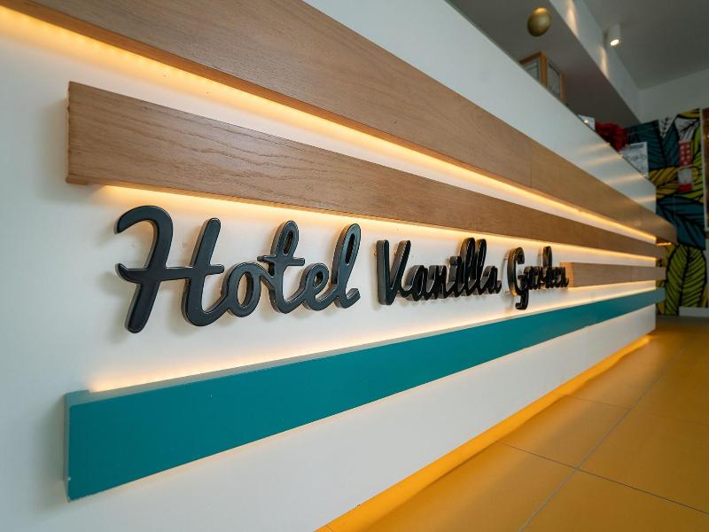 Vanila Garden Hotel image