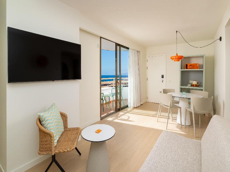 Sol Arona Tenerife image
