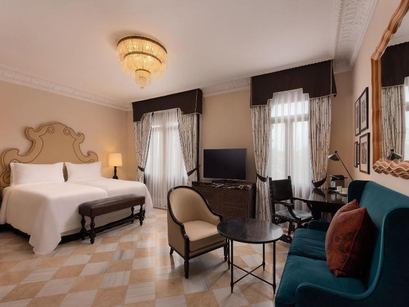 Alfonso XIII image