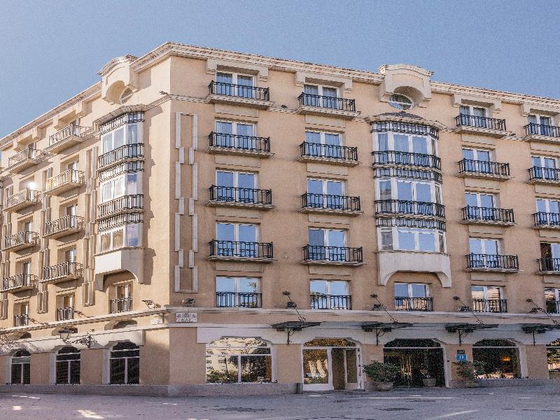 Hotel Villa Real image
