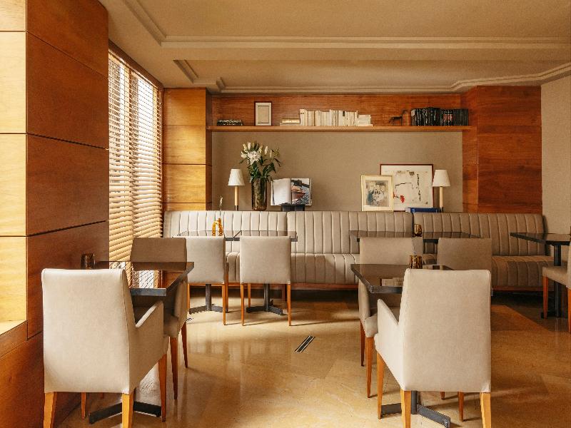 Hotel Villa Real image