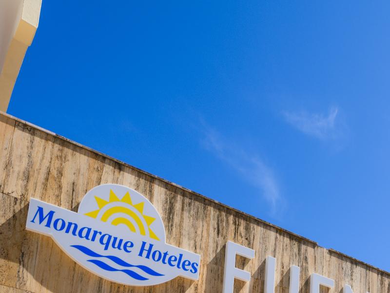 Monarque Fuengirola Park image