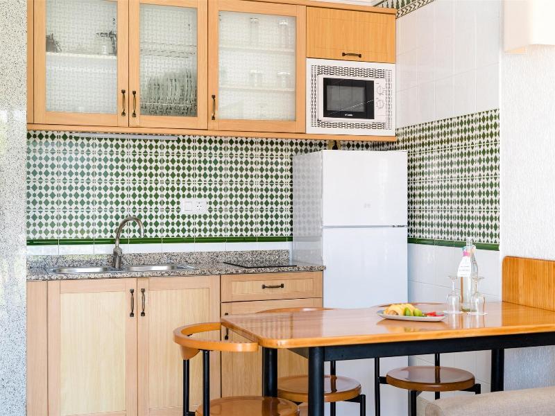 Plus Fariones Apartamentos image