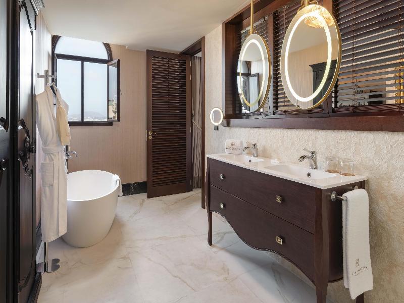 Santa Catalina, a Royal Hideaway Hotel image