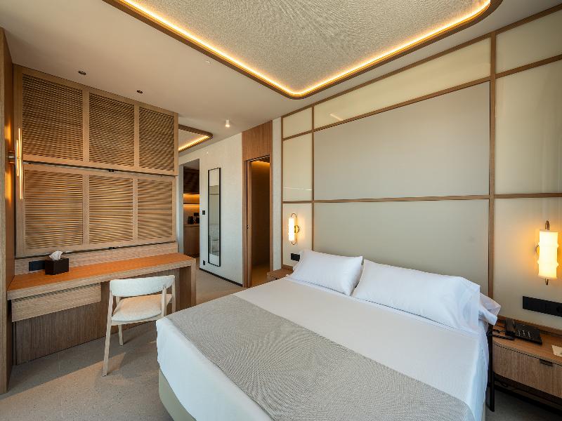 Port Benidorm Hotel & Spa image