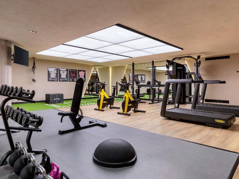 Novotel Valencia Lavant image