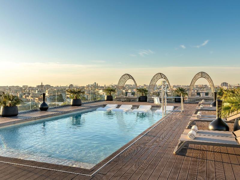 Novotel Valencia Lavant image