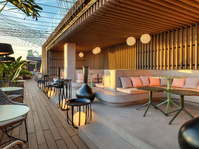 Novotel Valencia Lavant image