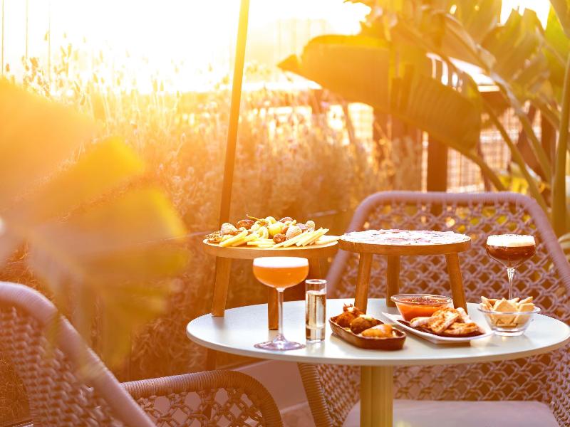 Novotel Valencia Lavant image