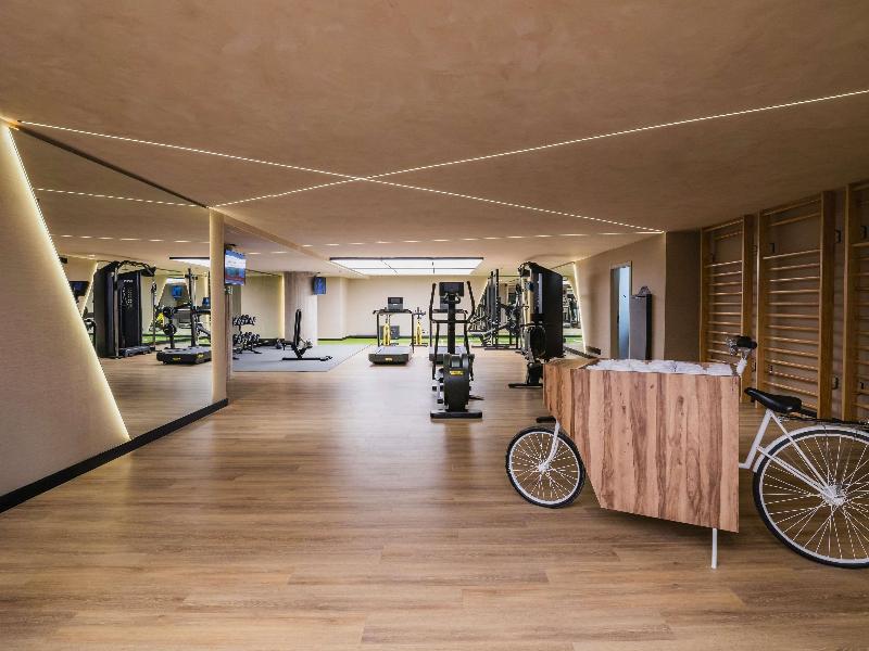 Novotel Valencia Lavant image