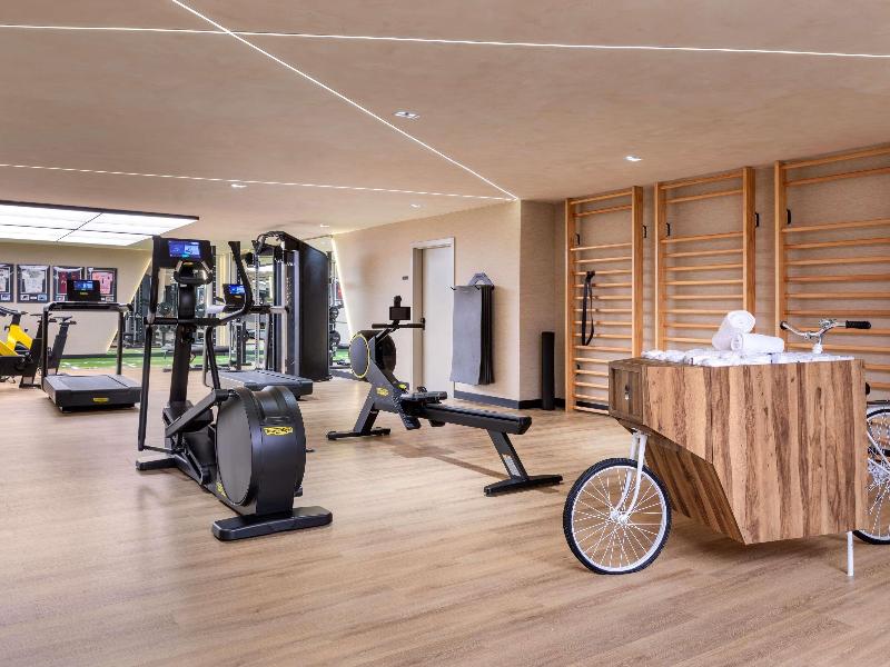 Novotel Valencia Lavant image