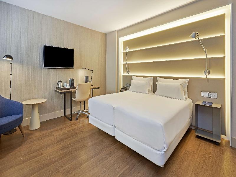 NH Sants Barcelona image