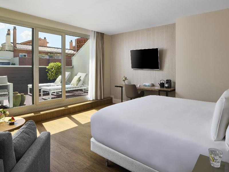 NH Sants Barcelona image
