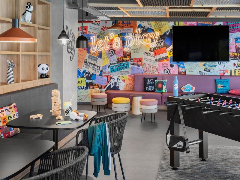Moxy Barcelona image