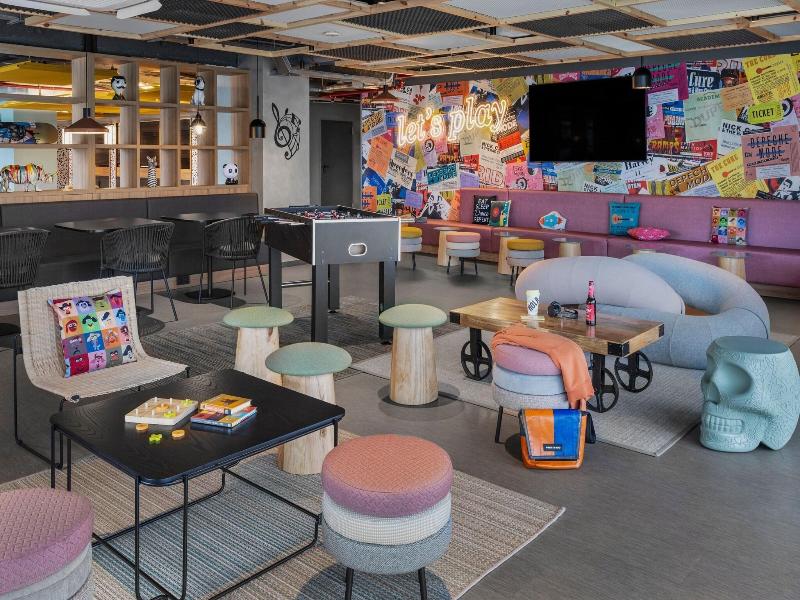 Moxy Barcelona image
