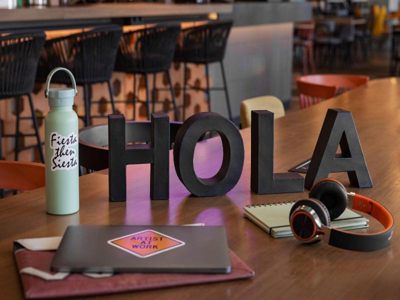Moxy Barcelona image