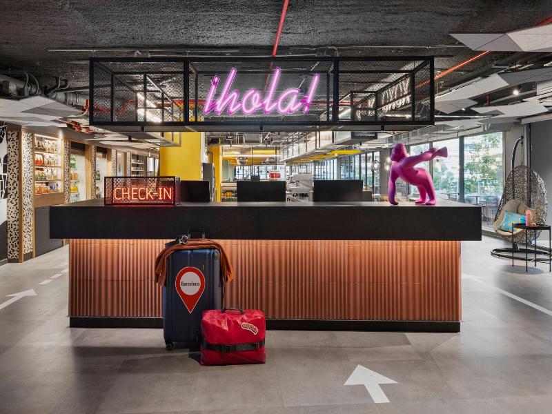 Moxy Barcelona image