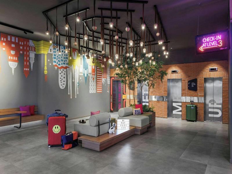 Moxy Barcelona image