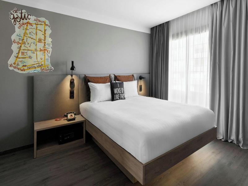 Moxy Barcelona image