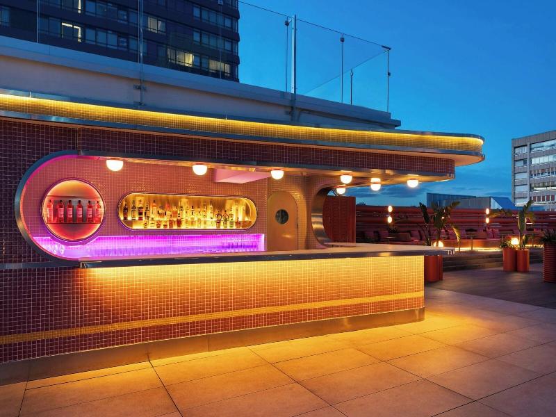 Moxy Barcelona image