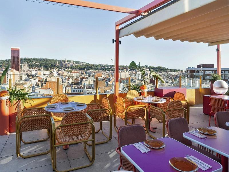 Moxy Barcelona image
