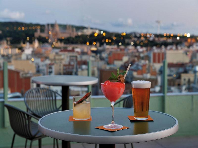 Moxy Barcelona image