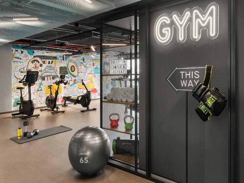 Moxy Barcelona image