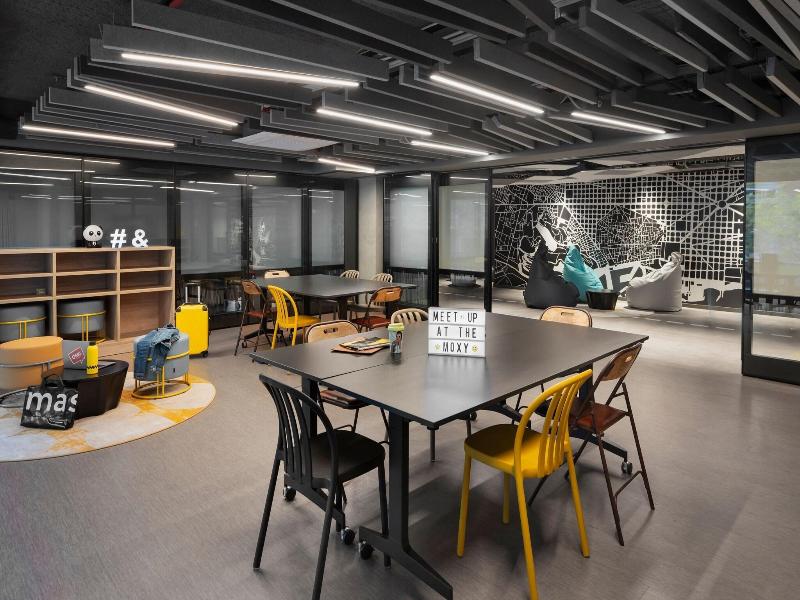 Moxy Barcelona image