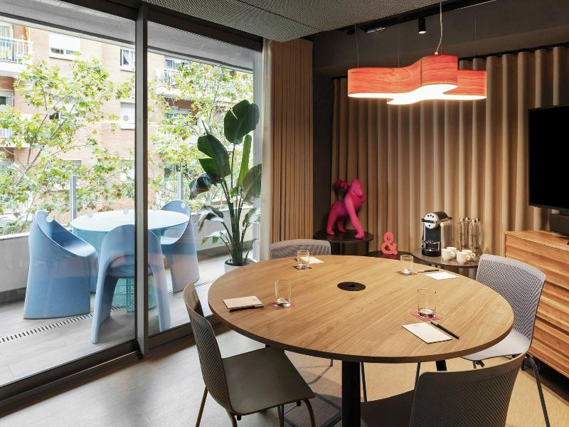 Moxy Barcelona image