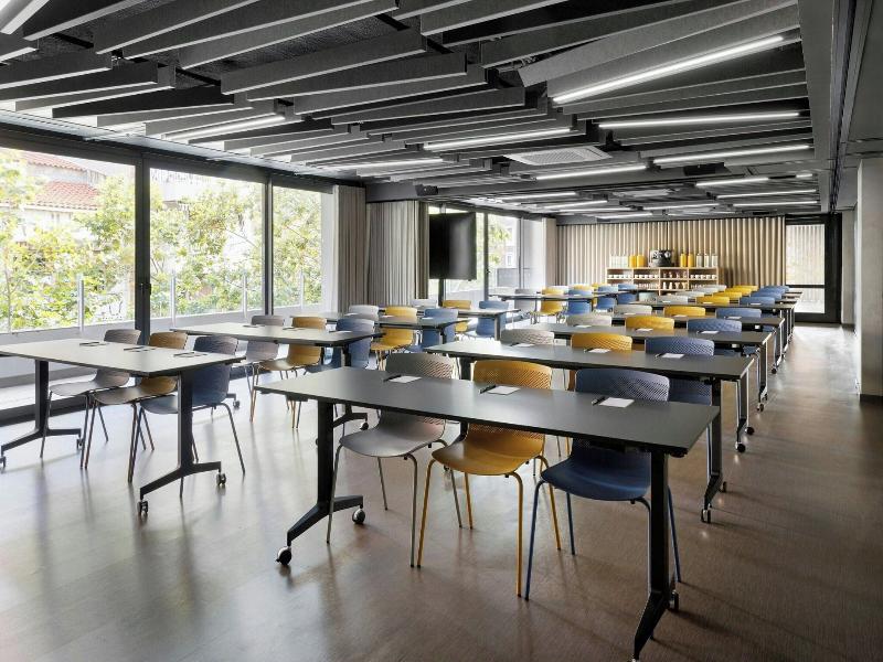 Moxy Barcelona image