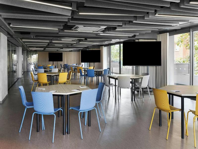 Moxy Barcelona image