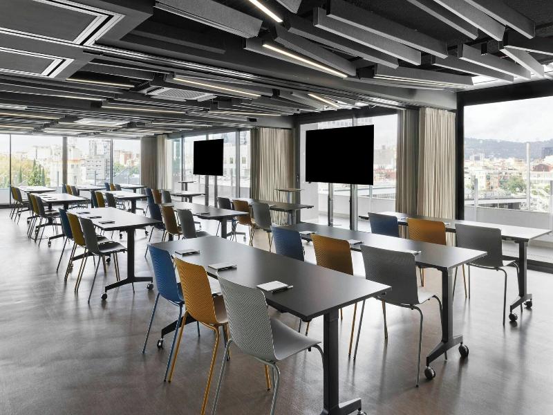 Moxy Barcelona image