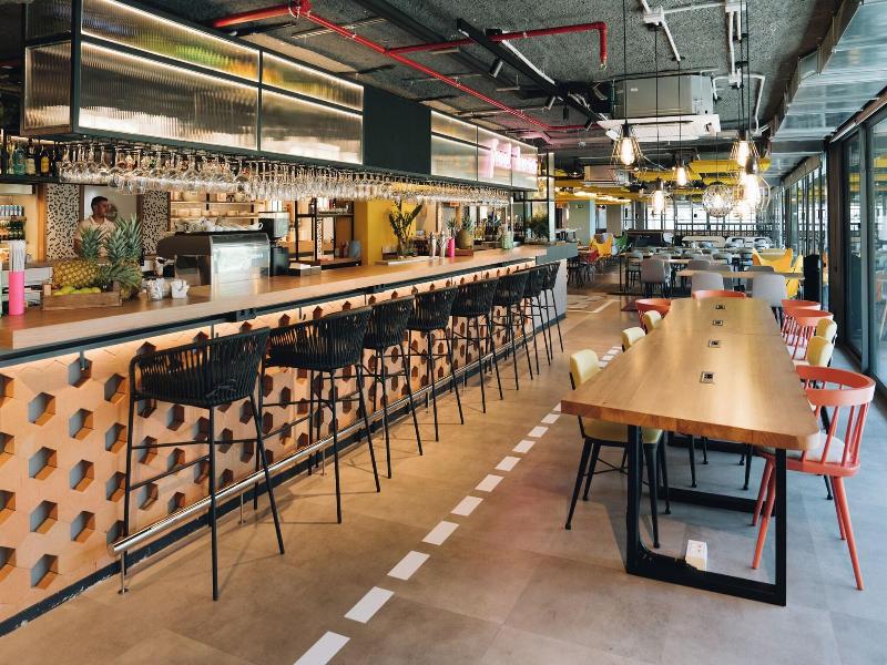 Moxy Barcelona image