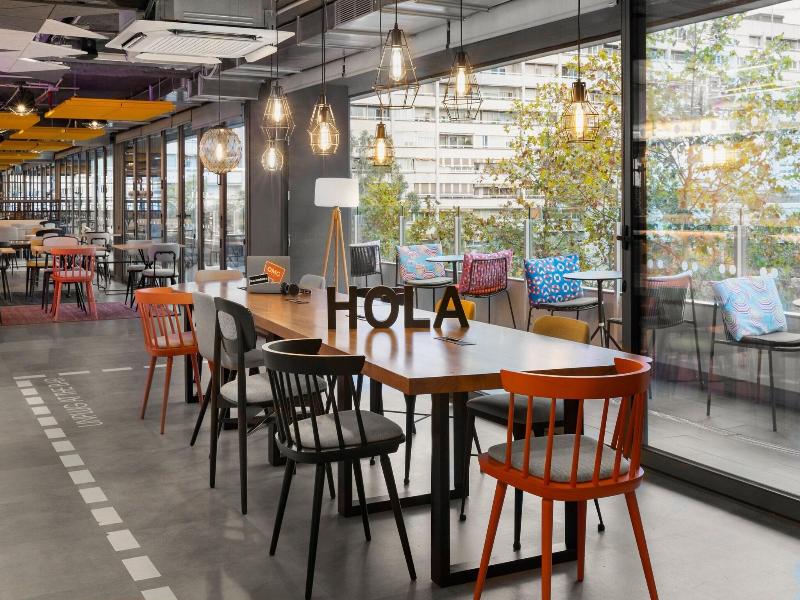 Moxy Barcelona image