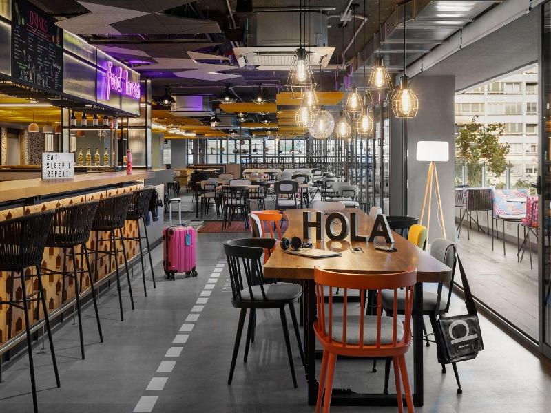 Moxy Barcelona image