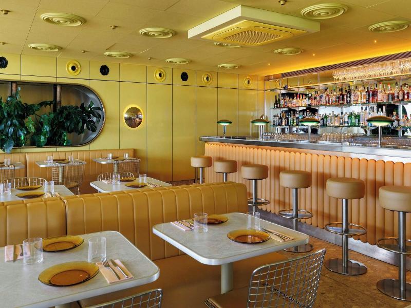 Moxy Barcelona image