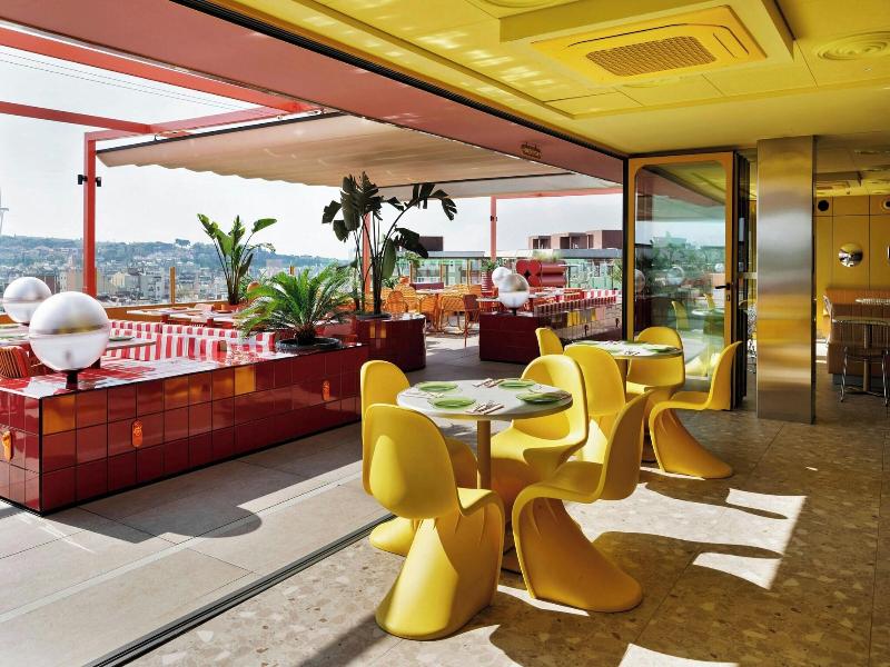 Moxy Barcelona image