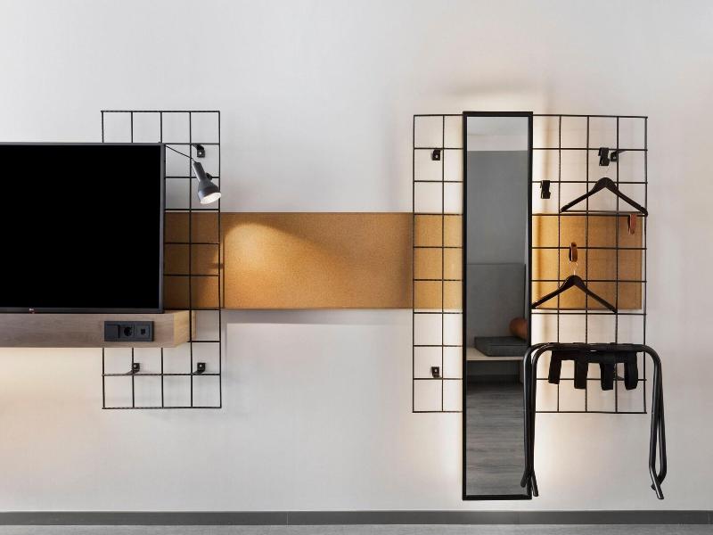 Moxy Barcelona image